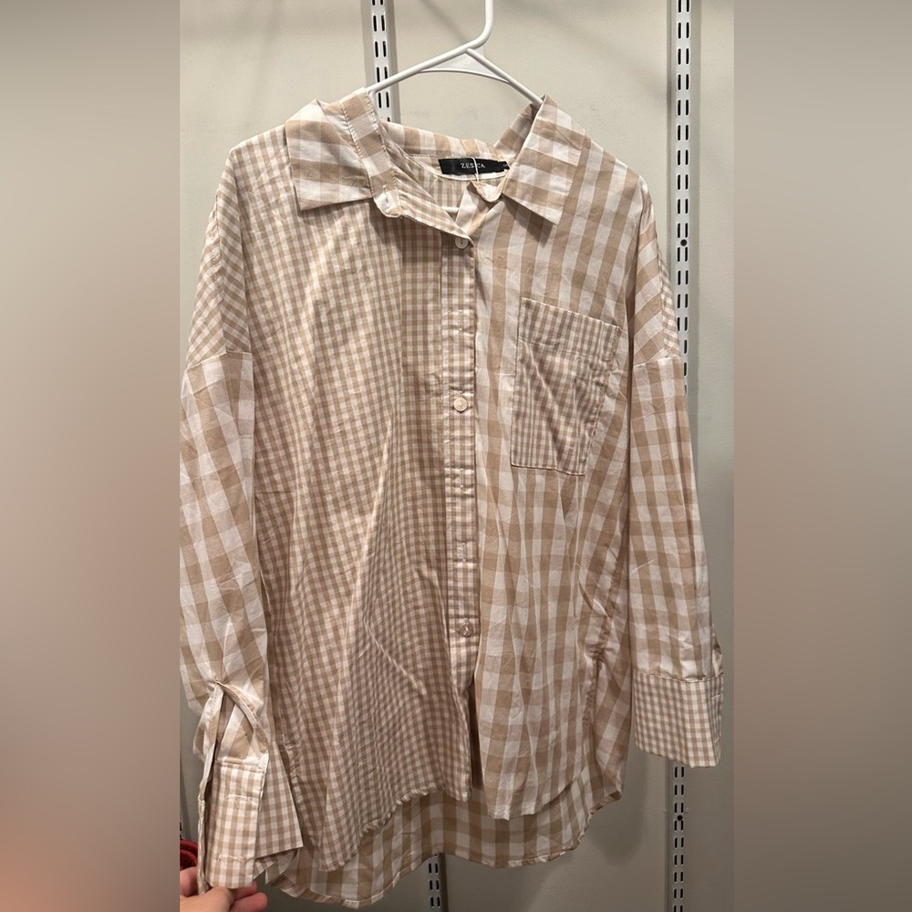 Women’s Spring Button Down